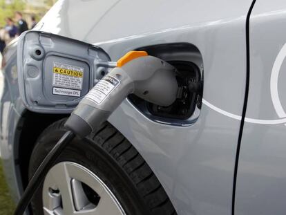 El Gobierno subvencionará con 5.000 euros la compra de coches eléctricos de hasta 40.000 euros