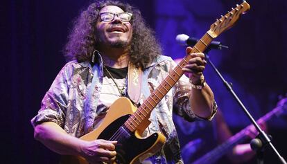 Raimundo Amador, durante una actuación.