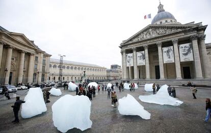 Instalaci&oacute;n del artista Olafur Eliasson en Par&iacute;s durante la COP21.