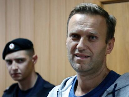 El opositor ruso Alexéi Navalni, en el juicio celebrado este lunes en Moscú.