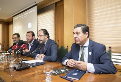 De izq. a dcha., Jordi Albareda, Óscar Puente, Javier Garicano y Julio Gabriel Sanz.