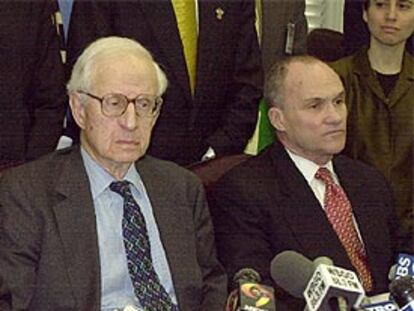 El fiscal del distrito de Nueva York, Robert Morghentau, a la izquierda, en una foto de archivo.