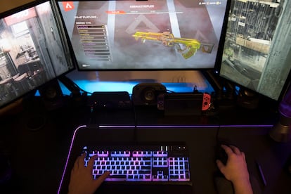 A gamer plays Electronic Arts' "Apex Legends" in Jersey City, New Jersey, on March 6, 2019.