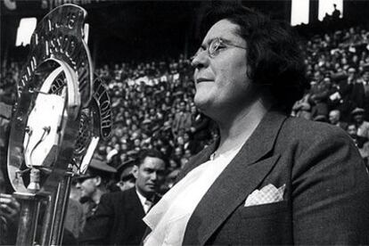 Federica Montseny, durante un mitin en los años treinta en Barcelona.