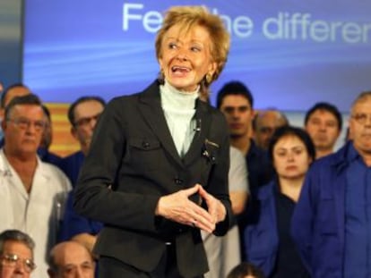 Mar&iacute;a Teresa Fern&aacute;ndez de la Vega en un acto electoral de la campa&ntilde;a para las elecciones de 2008.