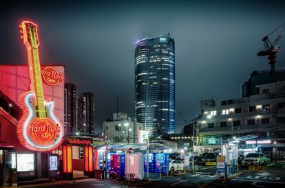 Roppongi, Tokyo, Japón (Roadside Lights II)