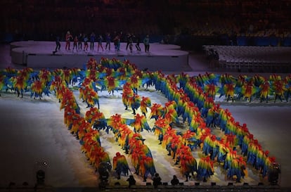 Bailes durante la ceremonia de clausura.