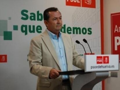 Gonzalo Rodr&iacute;guez Nevado, alcalde de Punta Umbr&iacute;a, en un acto del PSOE.