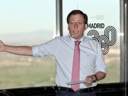 El alcalde de Madrid, José Luis Martínez- Almeida, durante la presentación de la estrategia para la calidad del aire de Madrid. 