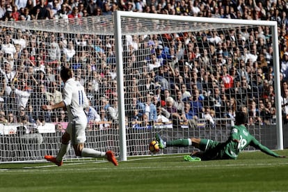 Gareth Bale marca el primer gol del equipo blanco.