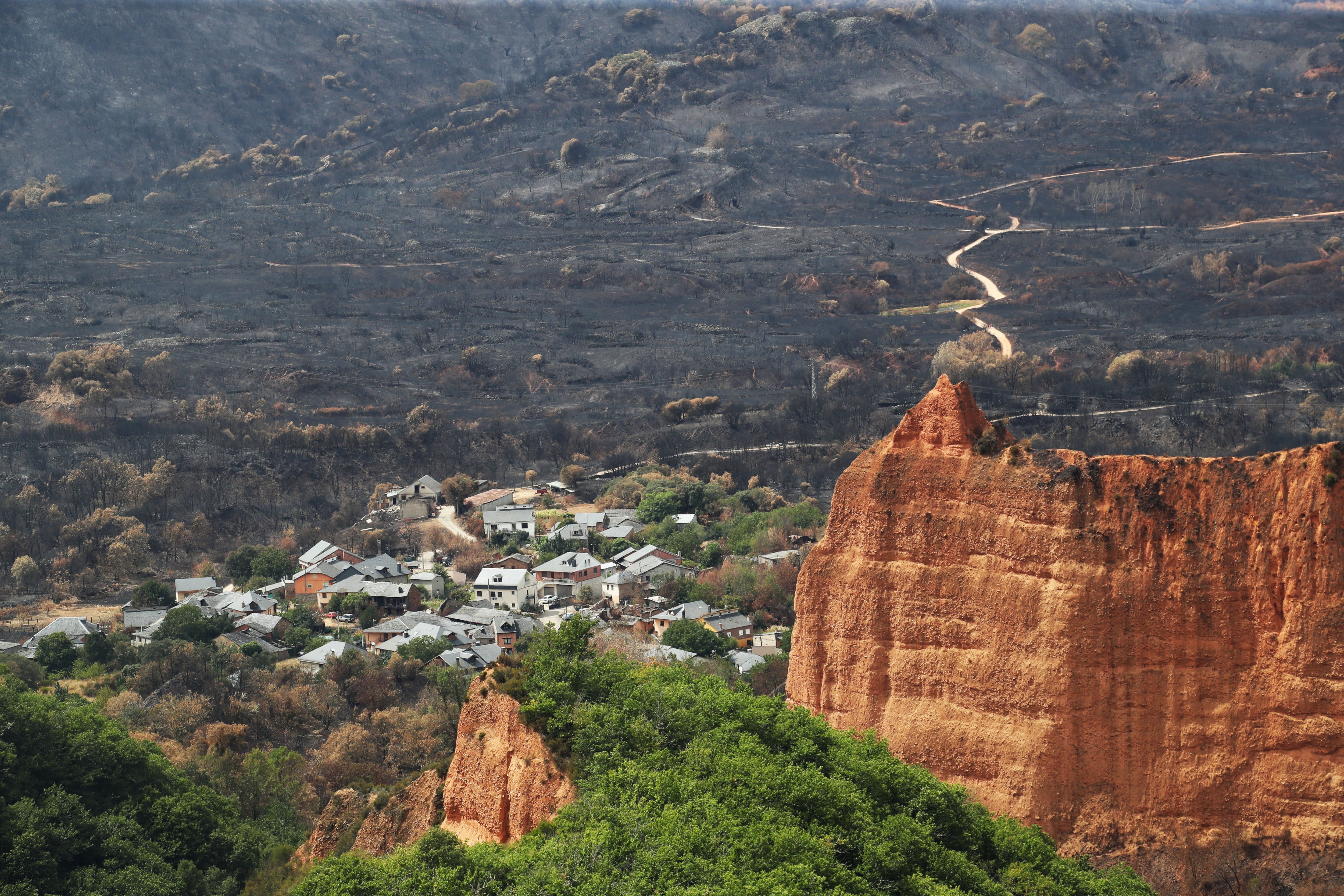 Castilla y León acaparó desde 2015 una ayuda estatal contra incendios igual a la suma de Andalucía, Extremadura y Castilla-La Mancha