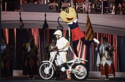 Petra, encarnada por Lorenza Böttner, en la ceremonia de inauguración de los Paralímpicos 92.