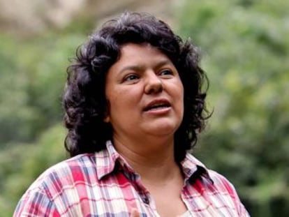 La investigación del asesinato de la activista apunta a los poderes políticos de Honduras