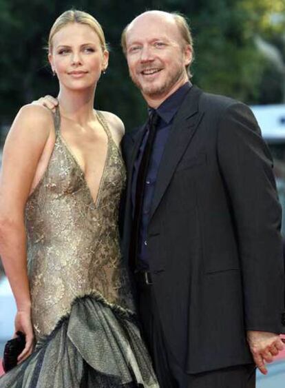 Charlize Theron y Paul Haggis, en la Mostra.