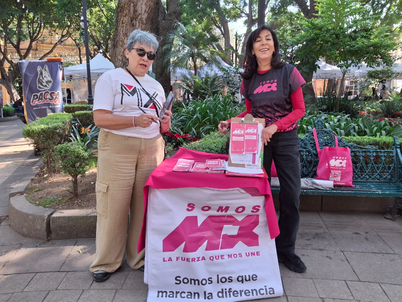 Nelly Valladares y Diana Escalante en Ciudad de México.