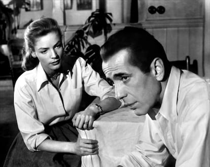 'Cayo Largo'. John Huston. 1948. 
Humphrey Bogart comparte  cartel con dos leyendas, Edward G .Robinson y Lionel Barrymore y  por la parte femenina, Lauren Bacall y una magnífica Claire Trevor que sería recompensada con el Oscar. Adaptación de una obra de teatro de Broadway, el guión estaba firmado por el futuro director de La gata sobre el tejado zinc, Richard Brooks. La película sería  la última aparición de Bogart y Bacall juntos  en la pantalla.