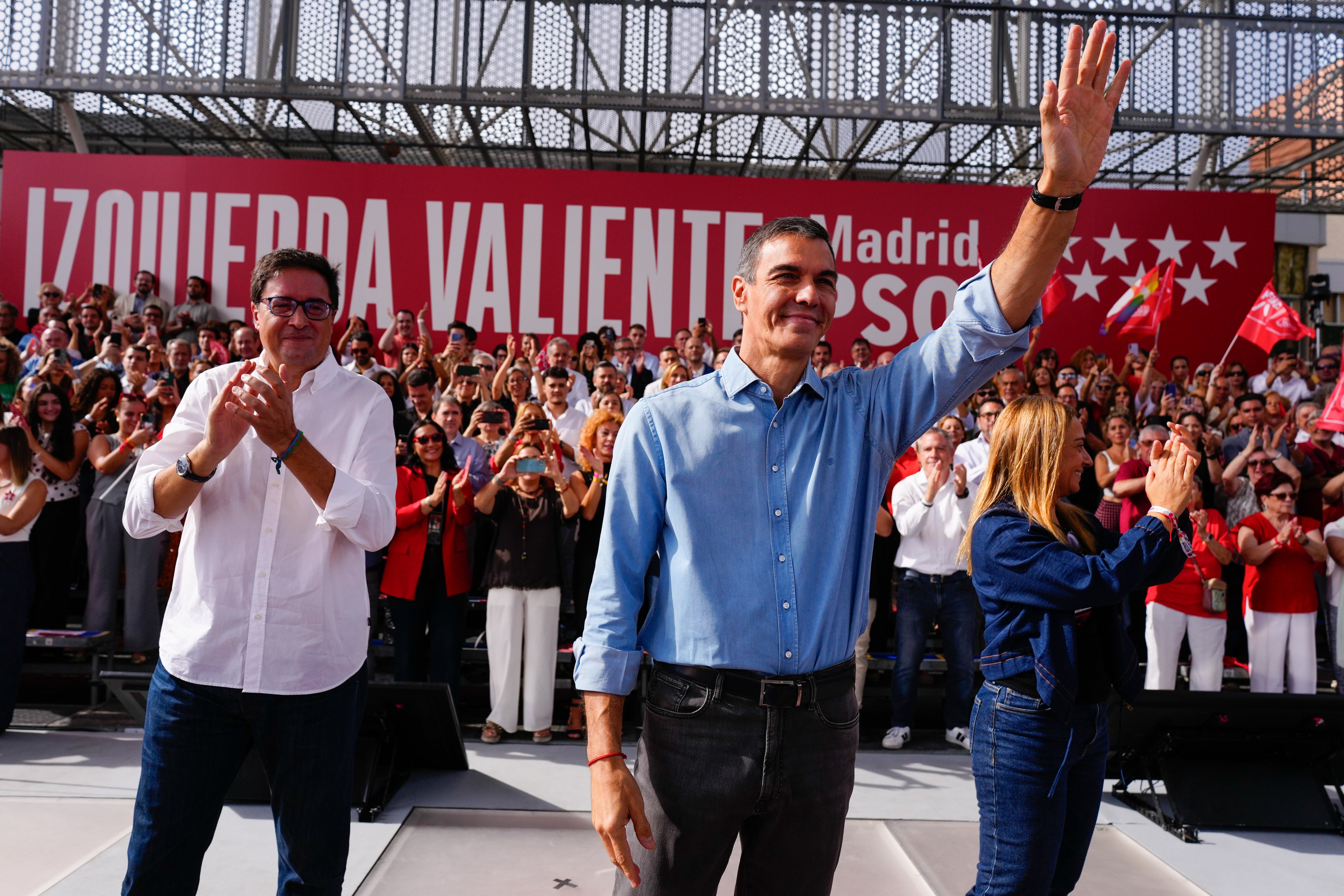 Acampada en Sol contra los desahucios, en directo | Sánchez confirma que el Gobierno está trabajando “a contra reloj” para aprobar el decreto de vivienda el martes