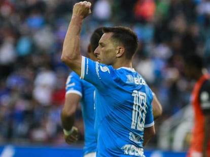 Christian GIm&eacute;nez celebra en un partido de la temporada