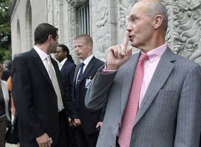 Pascal Lamy, director general de la Organización Mundial de Comercio, a su llegada a la reunión de ayer.