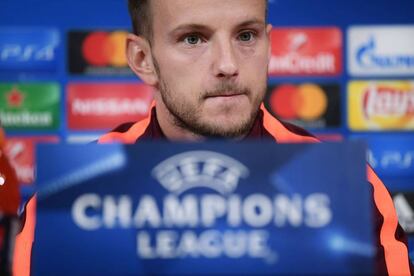 Rakitic, durante la rueda de prensa.