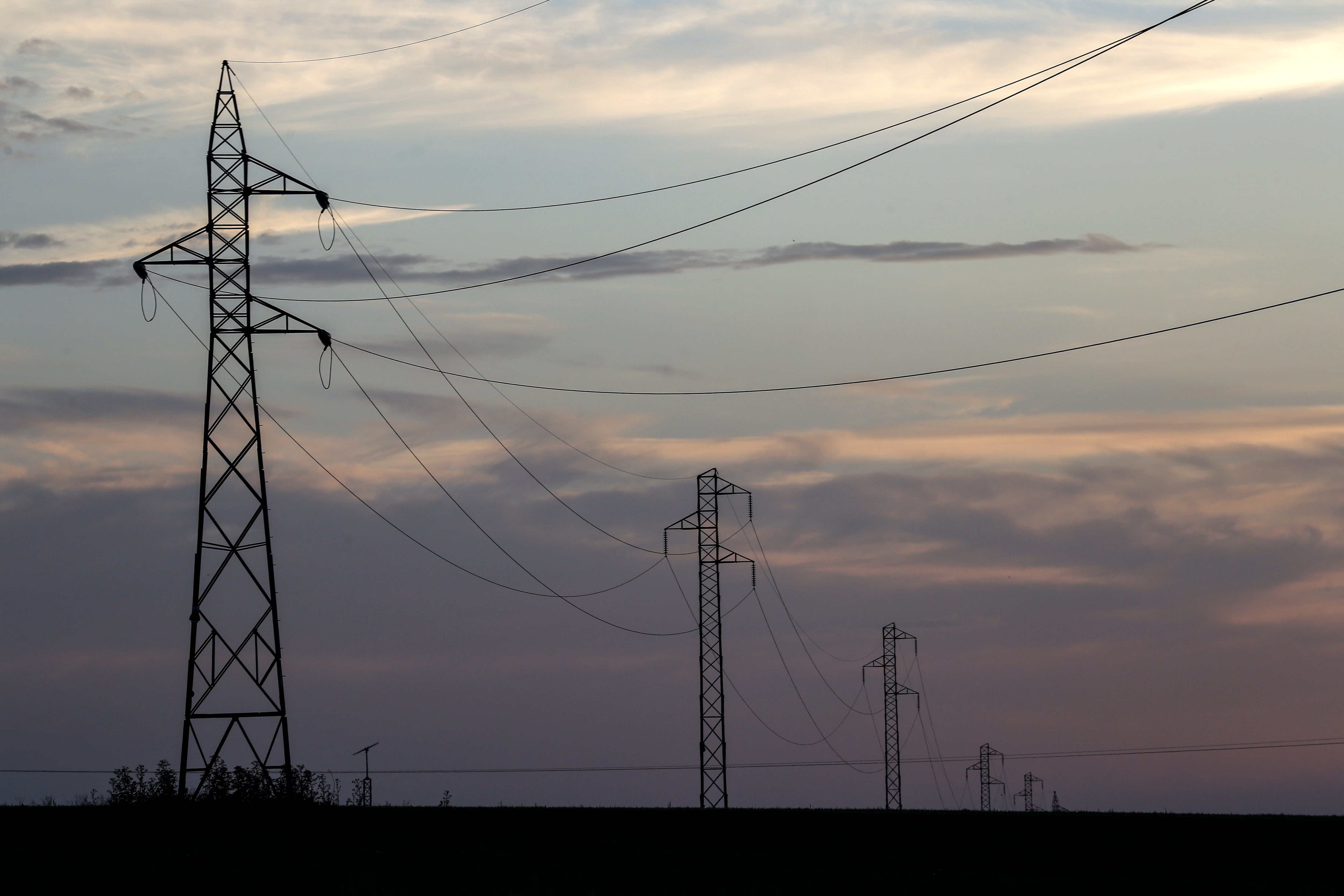 Líneas de distribución eléctrica en Salamanca.  