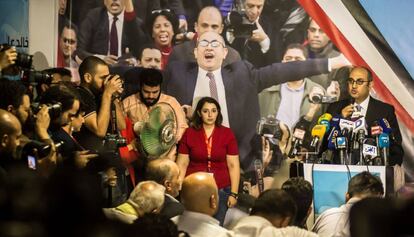 El abogado Jaled Ali en la rueda de prensa de presentaci&oacute;n de su candidatura