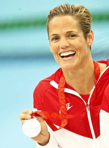 Dara Torres, con la plata de los 4x100 metros libre.