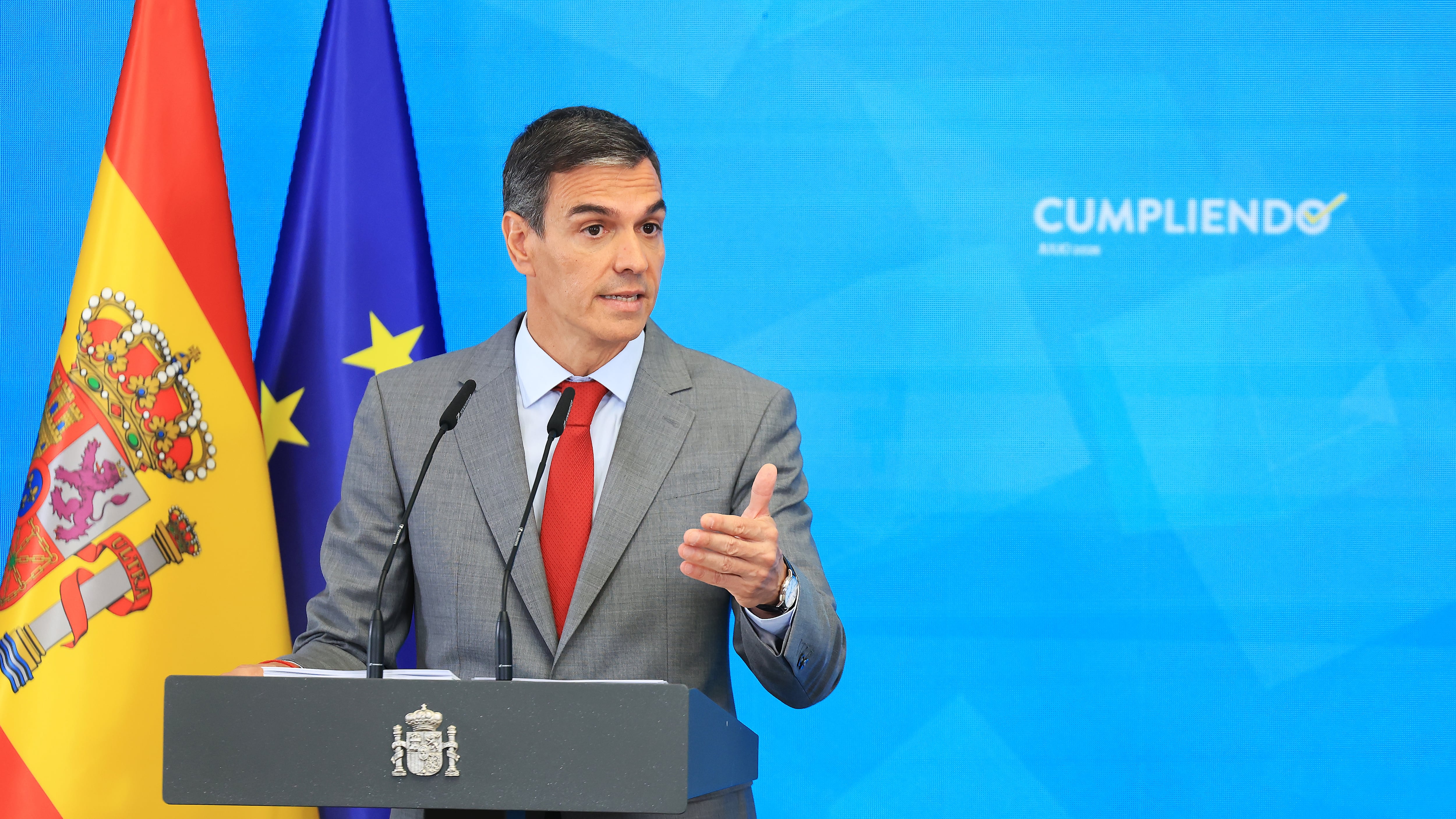 El presidente del Gobierno, Pedro Sánchez, comparece ante los medios para efectuar un balance del curso político.