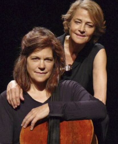 La actriz Charlotte Rampling y la violonchelista Sonia Wieder-Atherton.