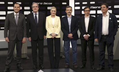 Los candidatos para la Presidencia de la Comunidad de Madrid momentos antes de defender sus programas en un debate &#039;a seis&#039; en Telemadrid.