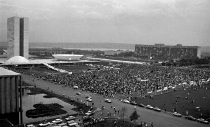 Manifestação pelo impeachment de Collor, em 1992.