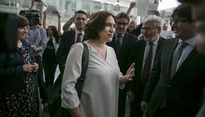 L'alcaldessa Colau amb el president de la Generalitat, Carles Puigdemont.