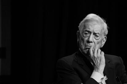 Mario Vargas Llosa, en un acto del Instituto Cervantes en abril de 2023.