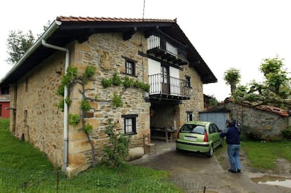 Caserío de Muxika en el que una mujer ha matado a su madre.