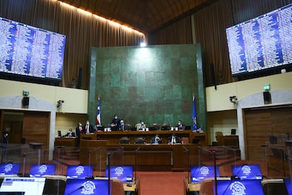 Cámara de Diputados de Chile para postergar las elecciones