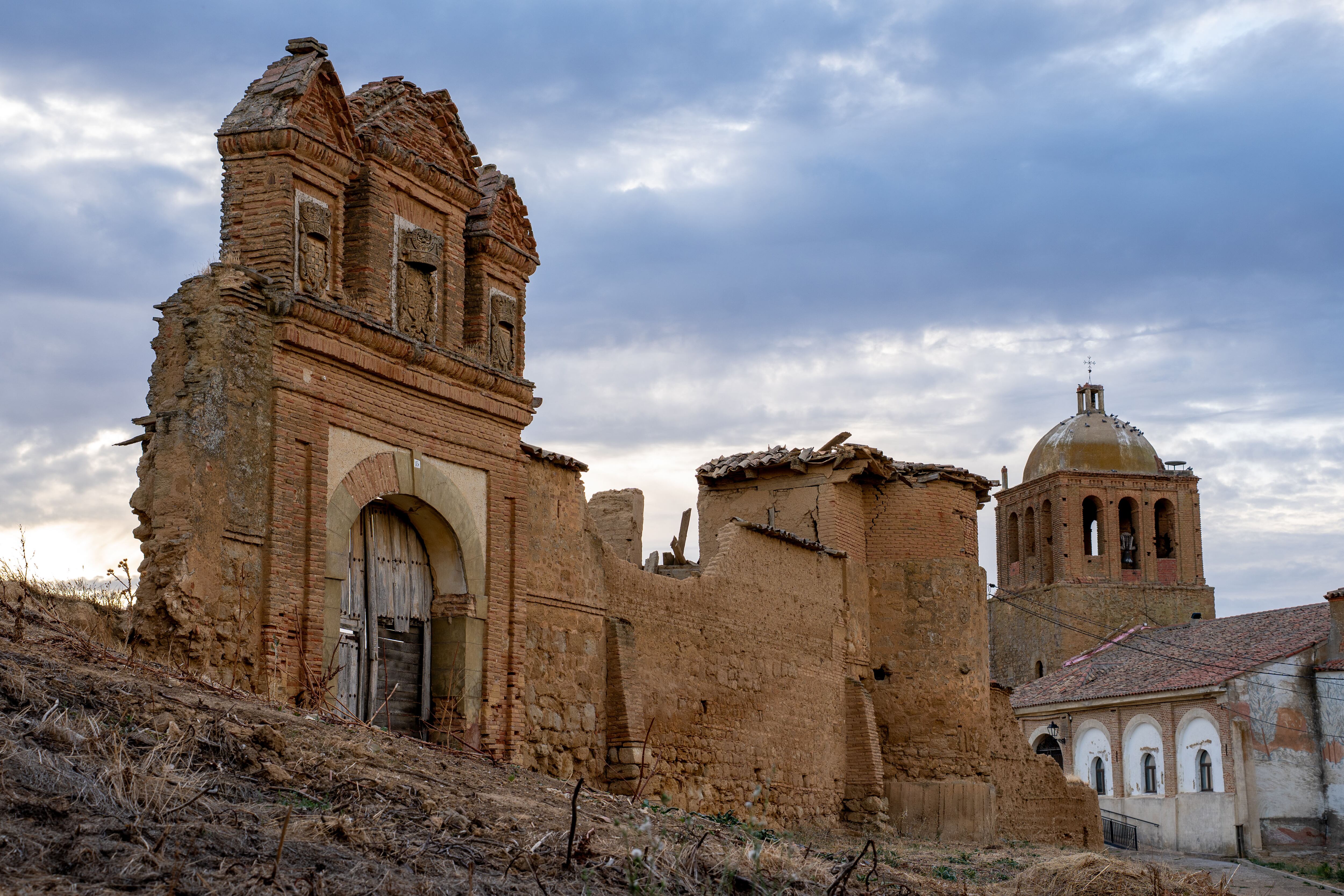 Aspecto de la fachada del palacio de los Villagómez, en Villagómez La 
Nueva (Valladolid).