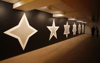 Una perspectiva de la obra 'Wall Drawing 386', de la exposición de Sol LeWitt en la Fundación Botín de Santander.