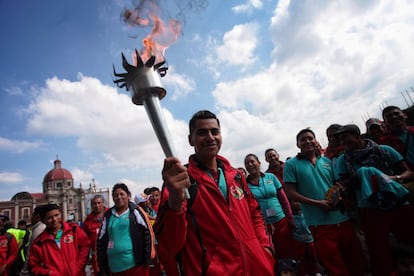 Los peregrinos llegan desde todas partes de la República, cada año antes del 12 de diciembre, día de la Virgen de Guadalupe. 