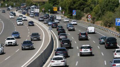 Una imagen de la autopista AP-7, a su paso por Roda de Berà (Tarragona).