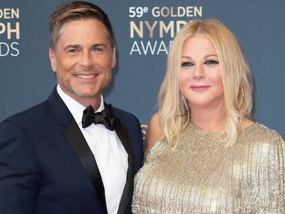 Rob Lowe y Sheryl Berkoff en el festival de televisión de Monte Carlo, en Mónaco en junio de 2019.