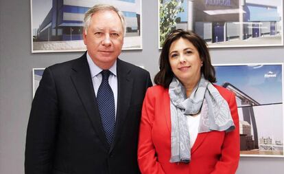 El presidente de Alib&eacute;rico, Clemente Gonz&aacute;lez Soler, junto a la nueva CEO del grupo, Rosa Garc&iacute;a.