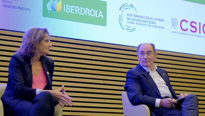 Teresa Ribera e Ignacio Sánchez Galán.