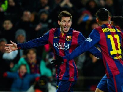 Messi, Neymar i Rafinha celebren un gol.