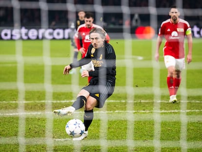 Luka Modric falla un penalti el martes ante el Unión Berlín.