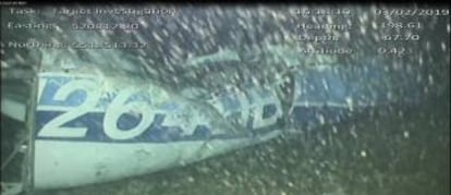 Los restos del avión en el que viajaban Emiliano Sala.