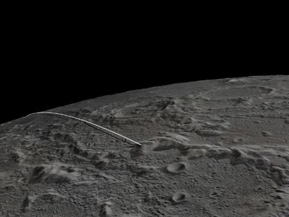 Trayectoria final de los robots gemelos de la misi&oacute;n Grail hasta chochar contra una monta&ntilde;a de la Luna.
 