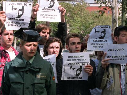 Protesta frente al Ministerio de Asuntos Exteriores, por el asesinato del cámara de Telecinco José Couso en Irak en 2003.
