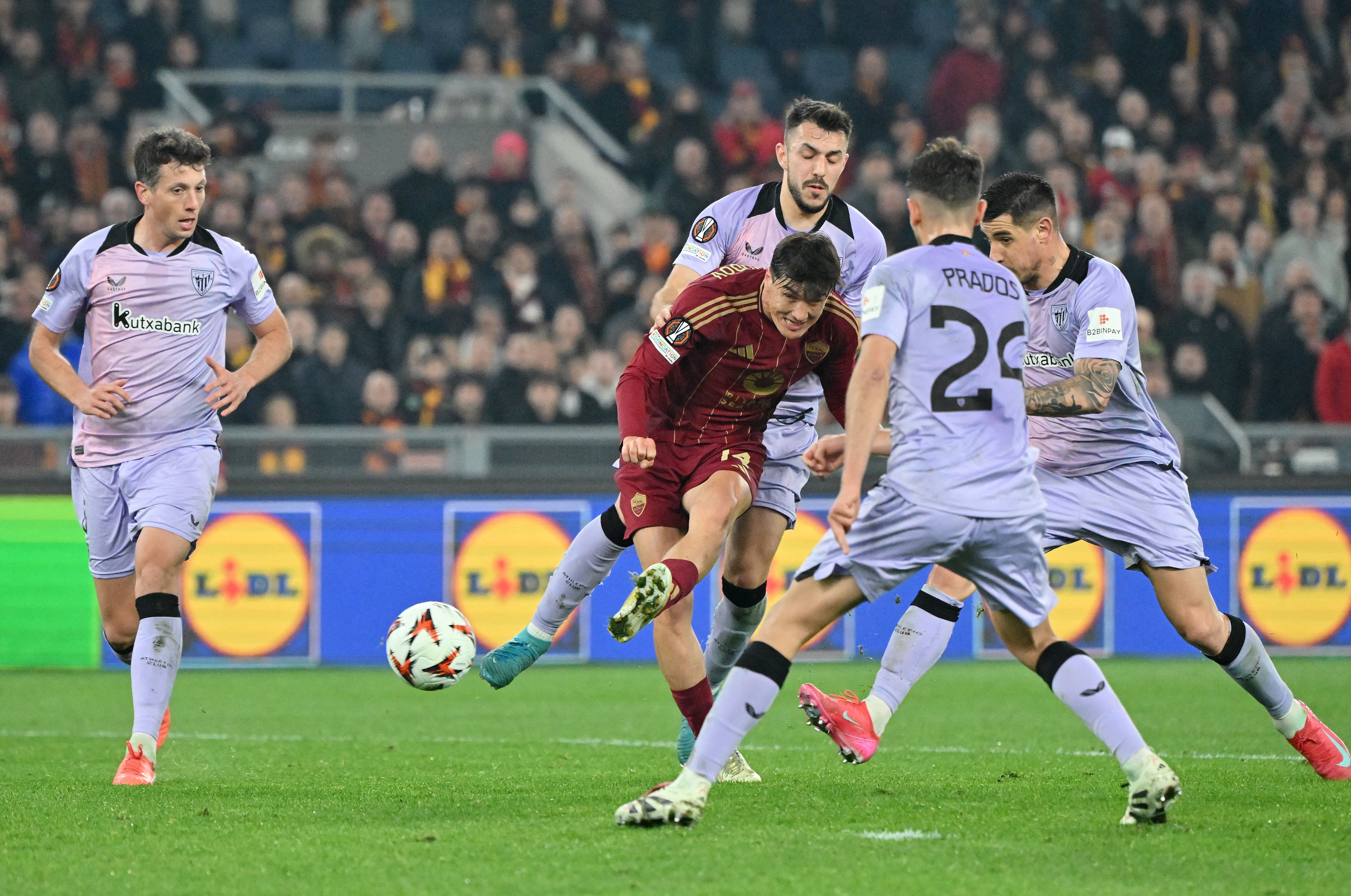 El Athletic cae en el último segundo ante la Roma