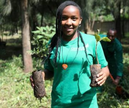 Elizabeth Wanjiru Wathuti.