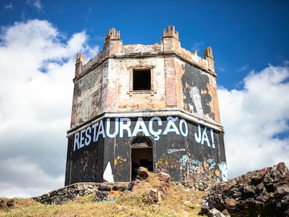 Moradores do Titanzinho lutam por restauração do antigo Farol do Mucuripe, em Fortaleza.